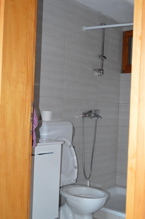 Villa Mara - Secluded House With Breathtaking View- Seline, Starigrad Paklenica Eksteriør bilde
