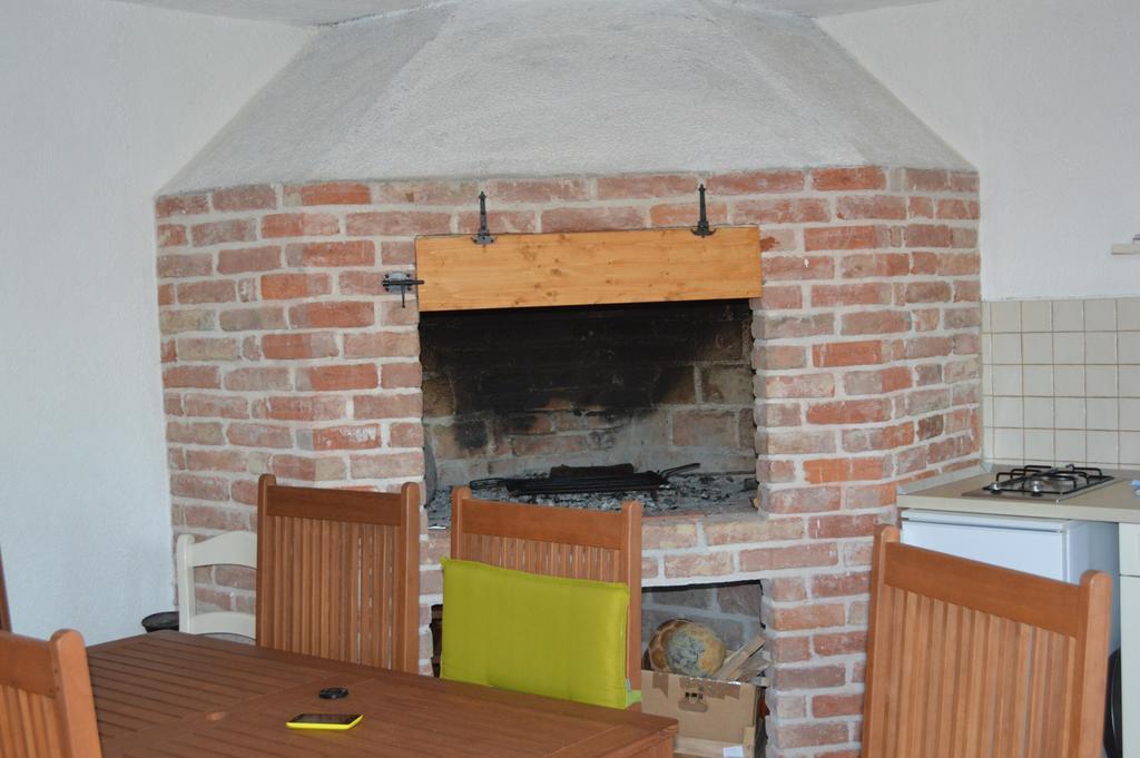 Villa Mara - Secluded House With Breathtaking View- Seline, Starigrad Paklenica Eksteriør bilde